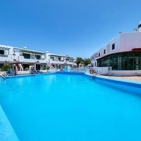 Apartment La Vela Azul -Pool & Tennis - Free Ac &Good Wifi- Smart Tv Puerto del Carmen  Extérieur photo