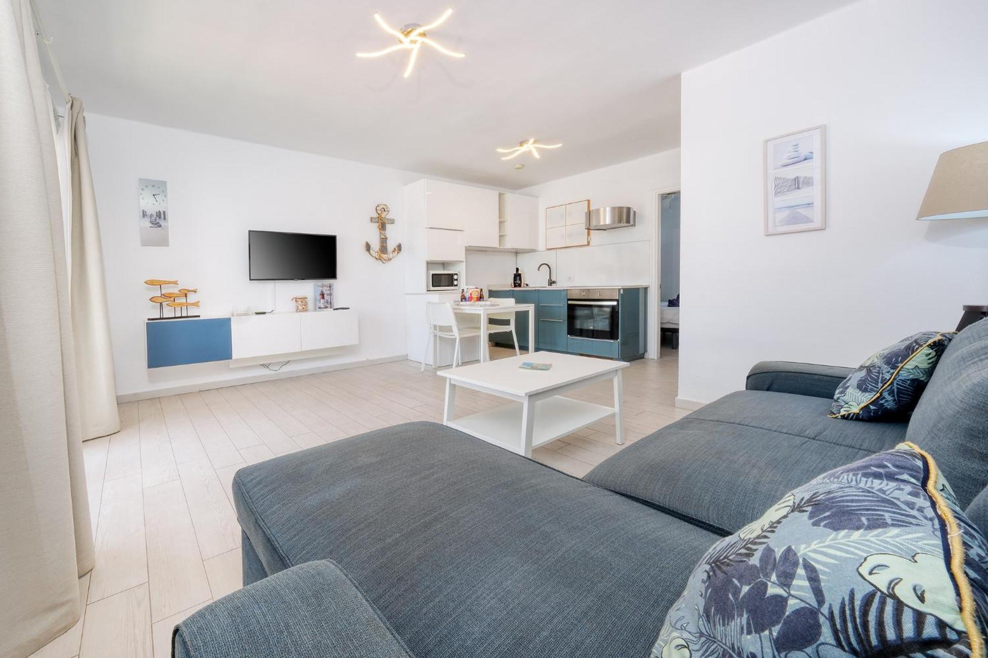 Ferienhaus La Vela Azul -pool & Tennis - Free Ac &good Wifi- Smart Tv